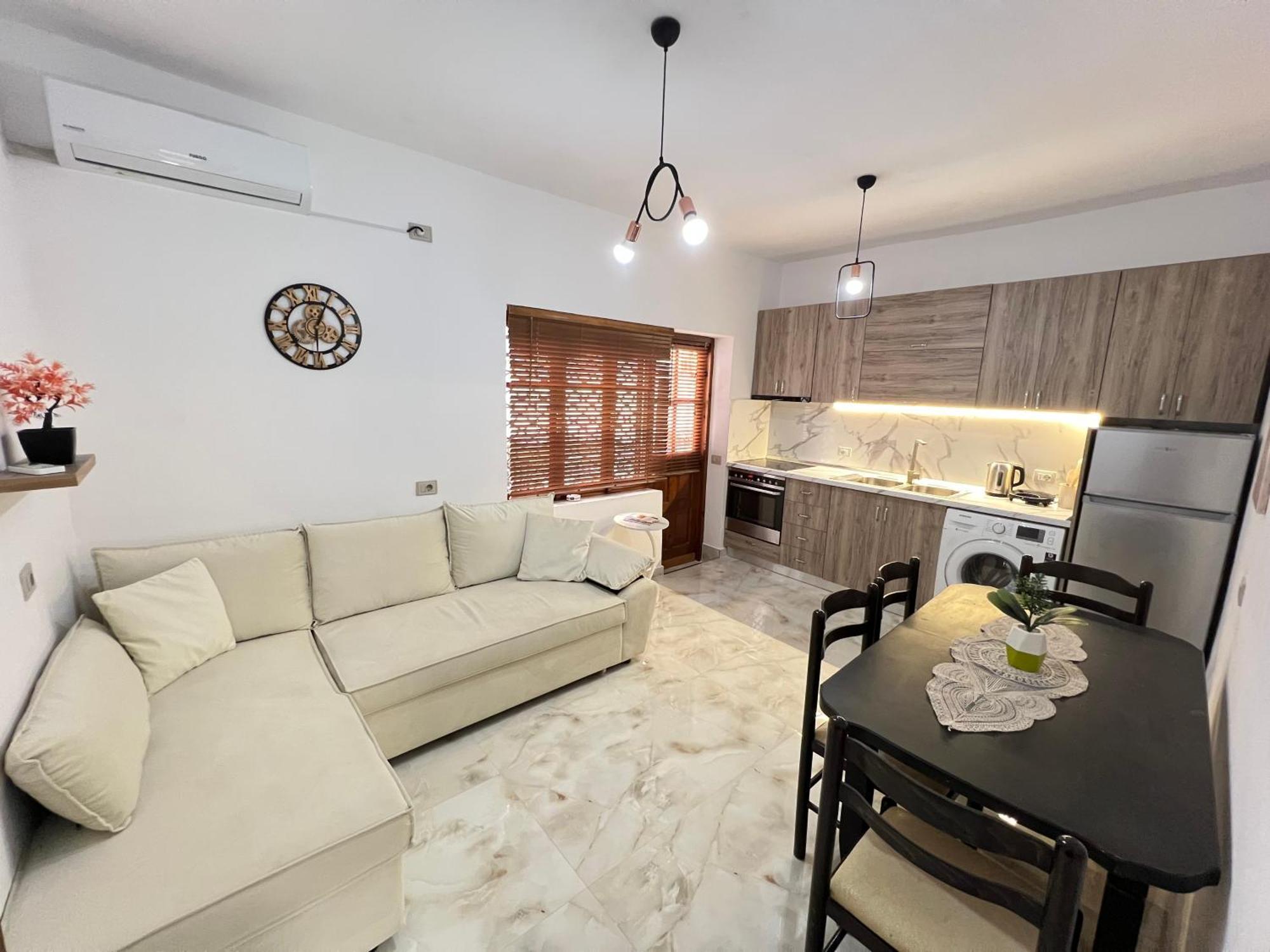 Vlora Guest House Leilighet